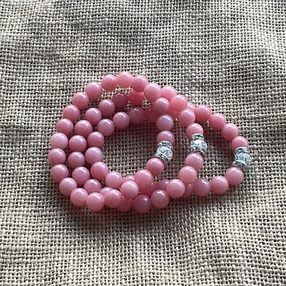 Natural rose quartz stackable‘s with a crystal & spacers Stretch alot 3
